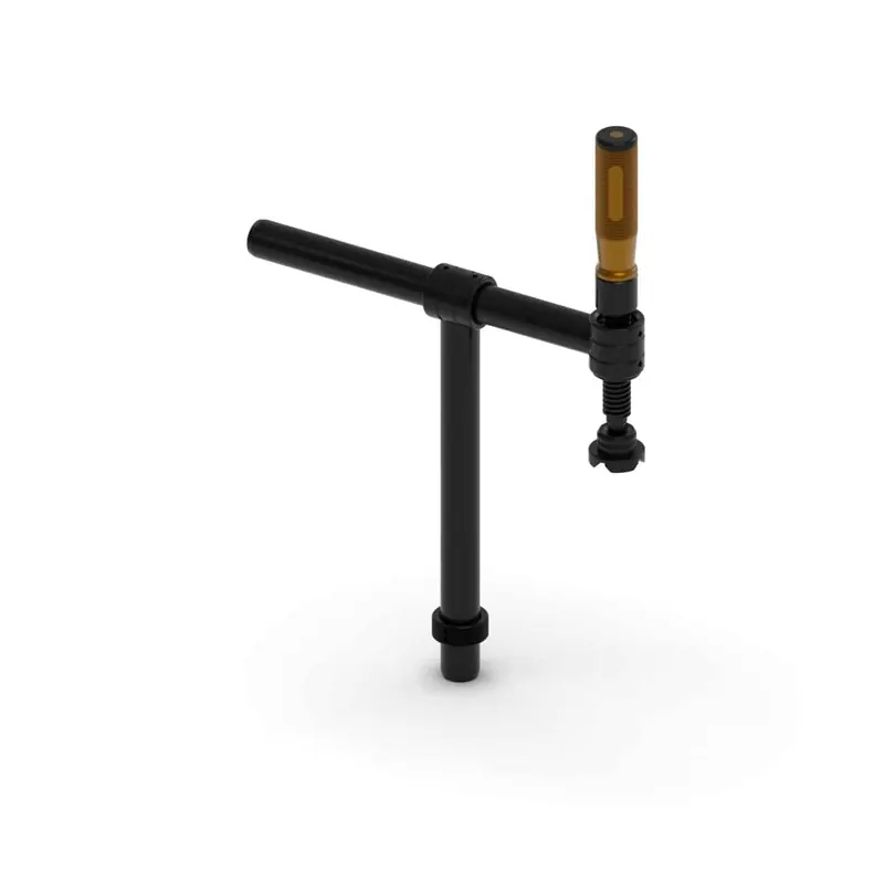 Zacisk PIPEFORCE 90 do stołu spawalniczego z otworami Ø28