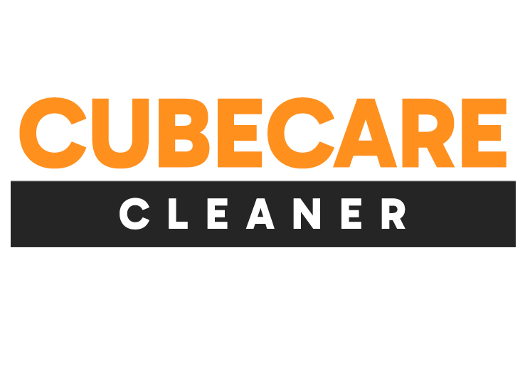 Logo CubeCare Cleaner, pomarańczowo-czarne litery.